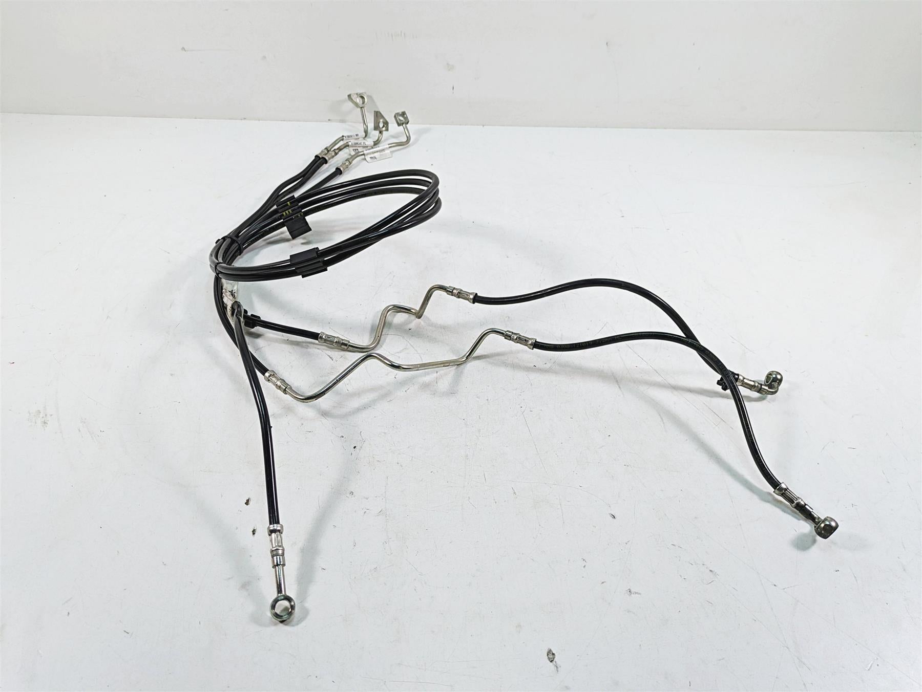 2020 Harley Touring FLHX Street Glide Front Abs Brake Line Hoses Set 41800541 {{ shop.shopifyCountryName }} - Mototech271