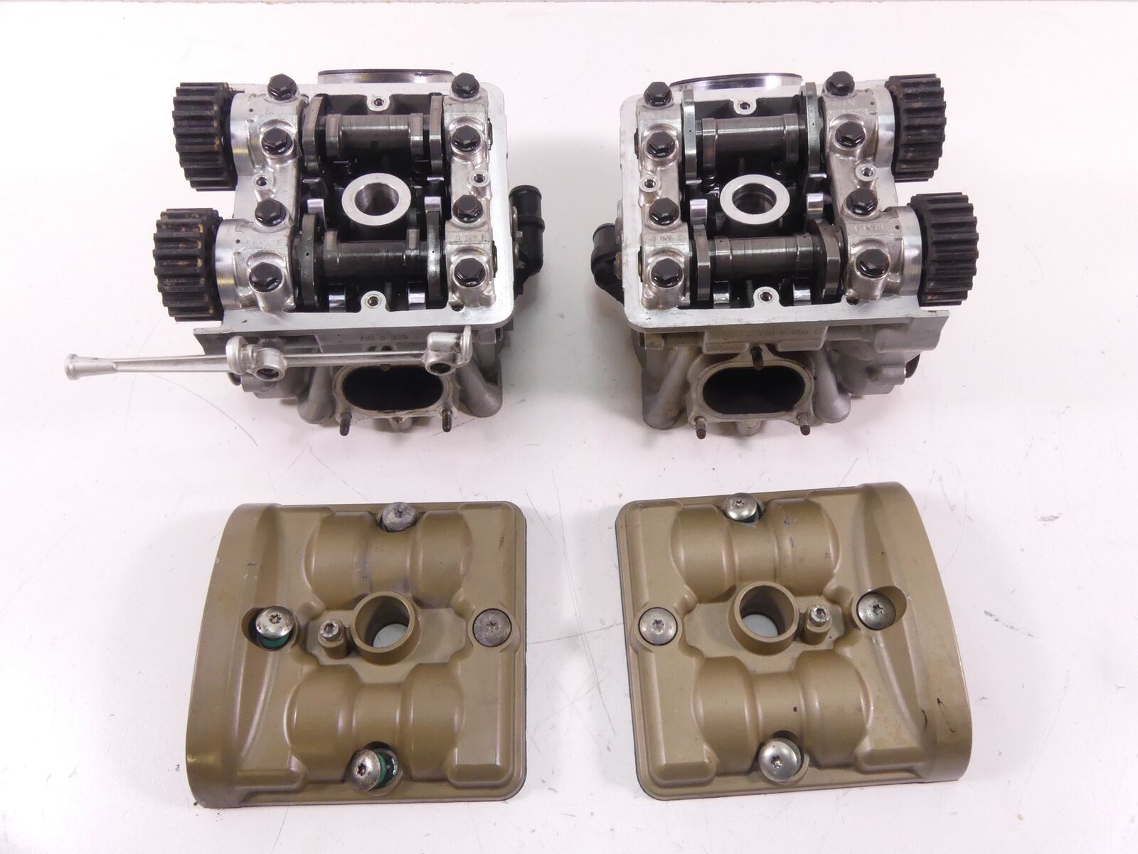 2008 Ducati 1098 S Rear Front Cylinder Head Vertical Horizontal Set 30122393B {{ shop.shopifyCountryName }} - Mototech271