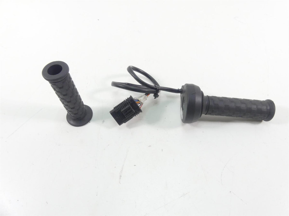 2022 Indian FTR1200 S Ride Fly By Wire Sensor + Grip Set 2414219 {{ shop.shopifyCountryName }} - Mototech271