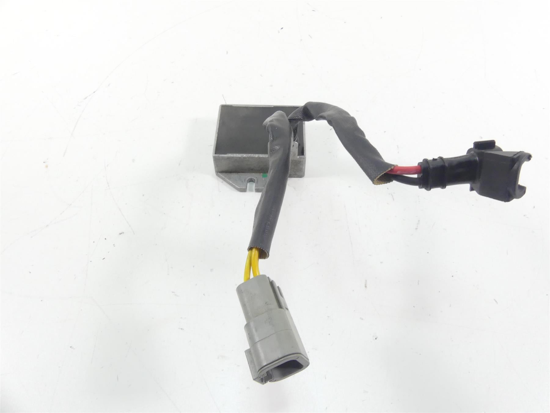 2009 Buell 1125 CR Rectifier Voltage Regulator Y0302.1AMC {{ shop.shopifyCountryName }} - Mototech271