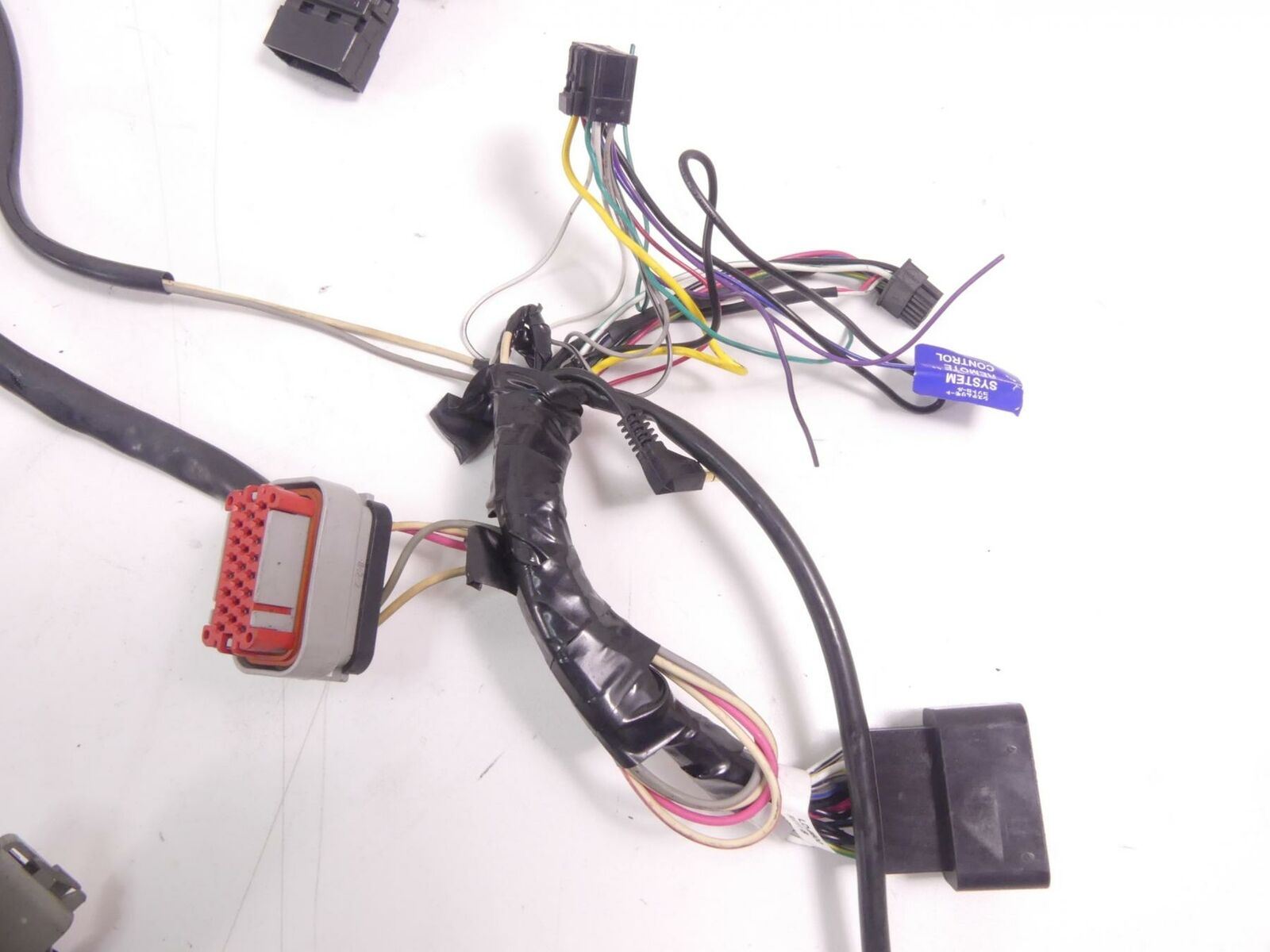 2005 Harley Touring CVO FLHTCSE Electra Glide Main Wiring Harness -Read 70988-0 {{ shop.shopifyCountryName }} - Mototech271