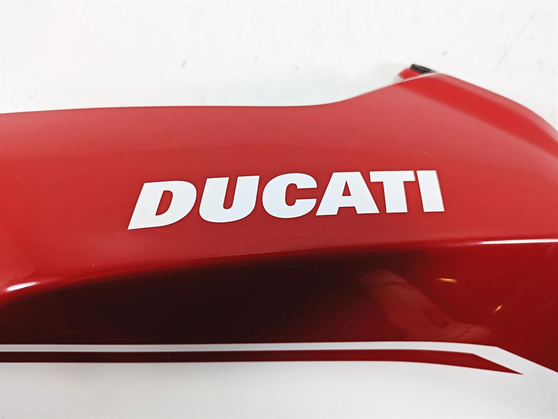 2020 Ducati Hypermotard 950 SP Left Tank Fairing Cover Cowl 48028972AC {{ shop.shopifyCountryName }} - Mototech271