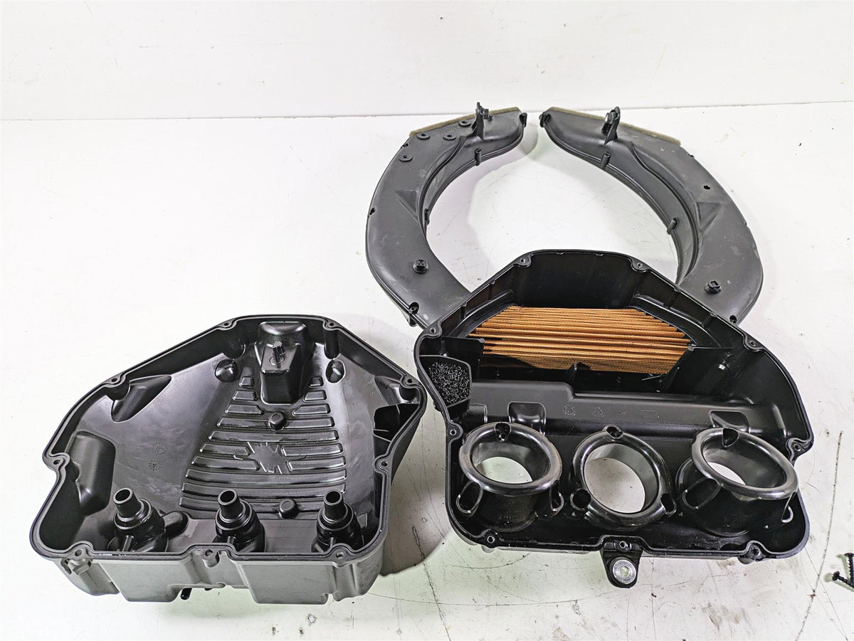 2022 MV Agusta F3 800 Rosso Air Box Cleaner Intake Tubes Injector 8000B5482 {{ shop.shopifyCountryName }} - Mototech271