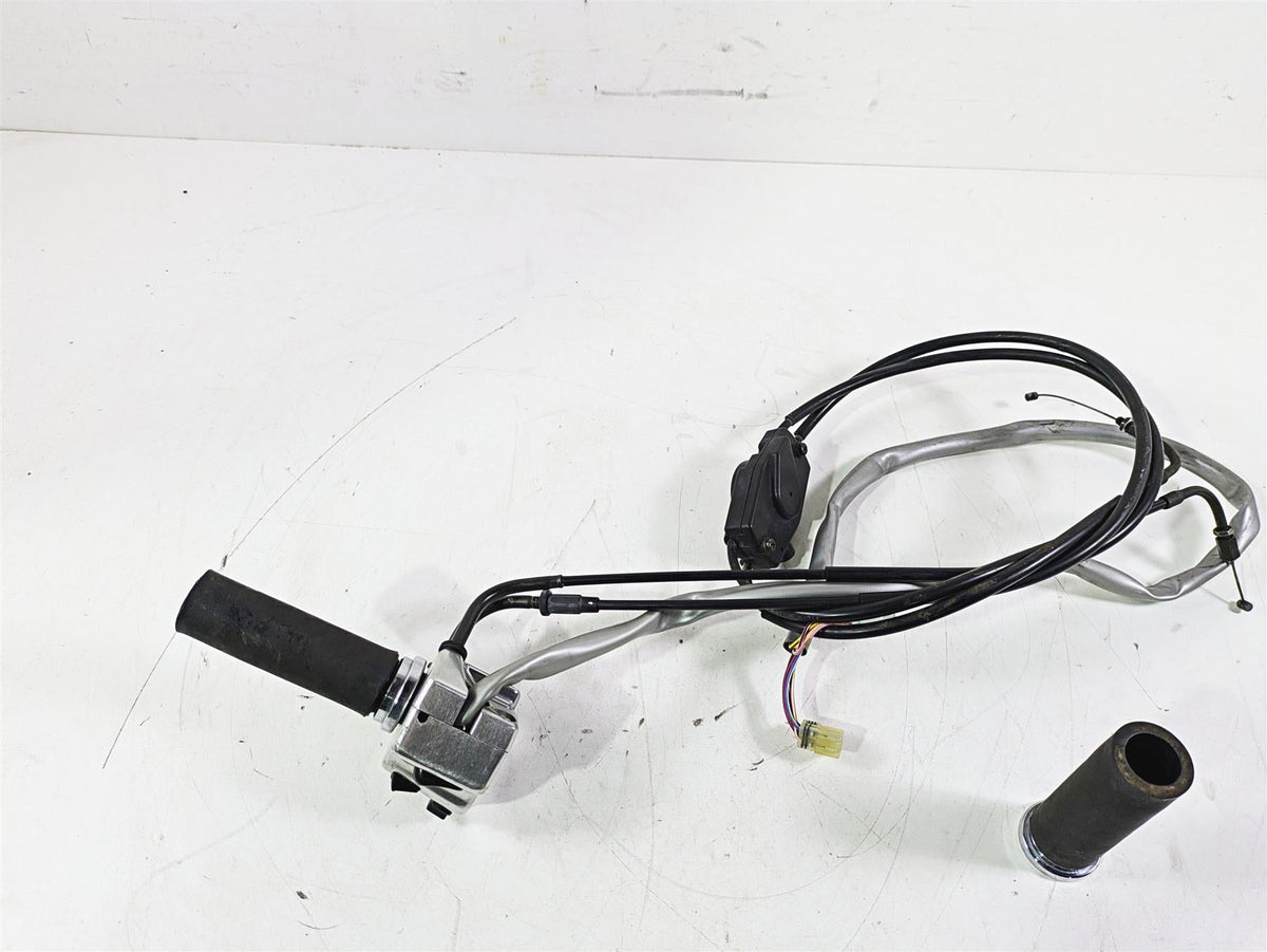 2004 Yamaha XVZ1300 Royal Star Right Hand Control Switch 4XY-83969-10-00 {{ shop.shopifyCountryName }} - Mototech271