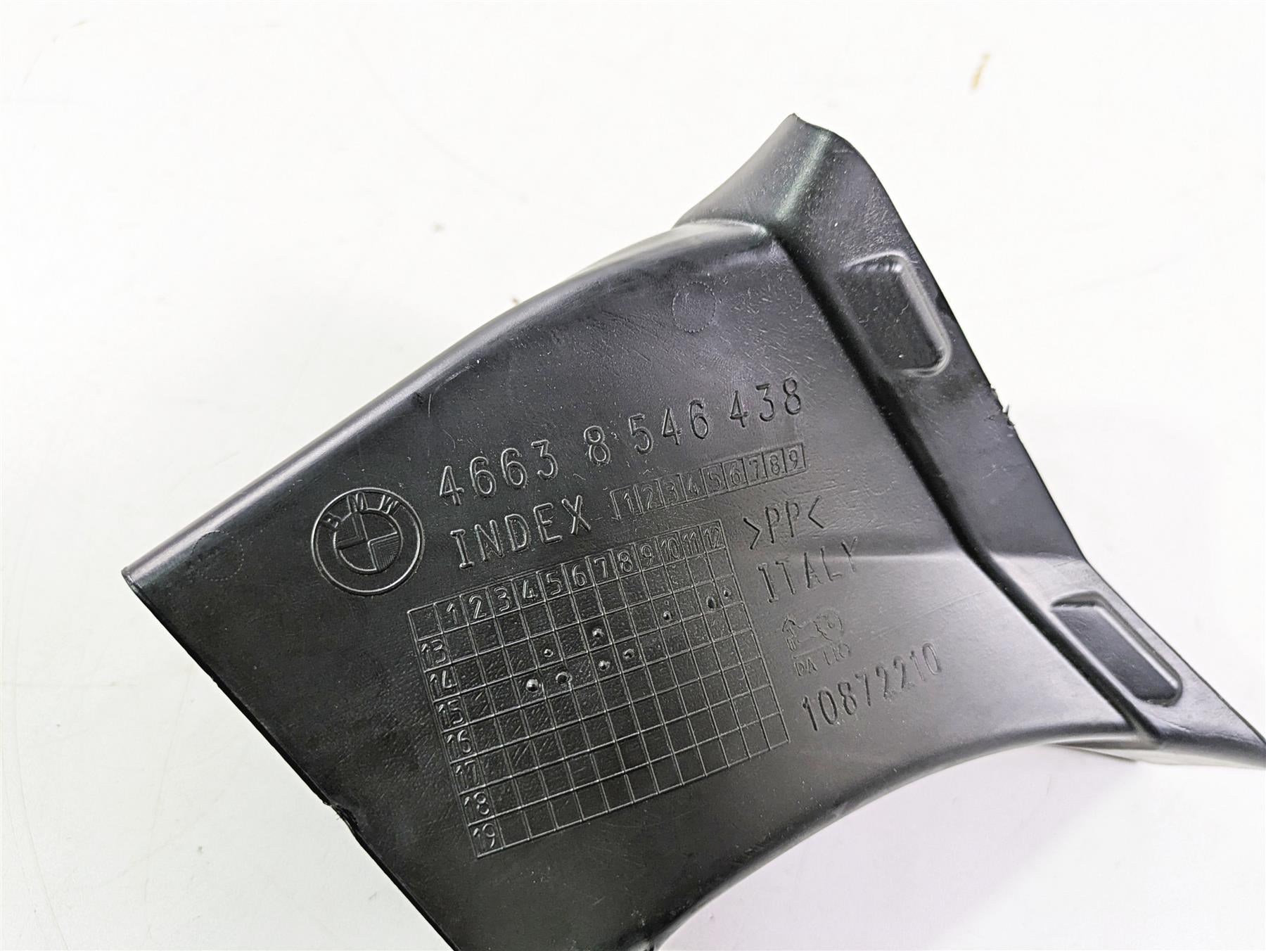 2016 BMW S1000RR K46 Front Center Air Duct Scoop 46638546438 {{ shop.shopifyCountryName }} - Mototech271
