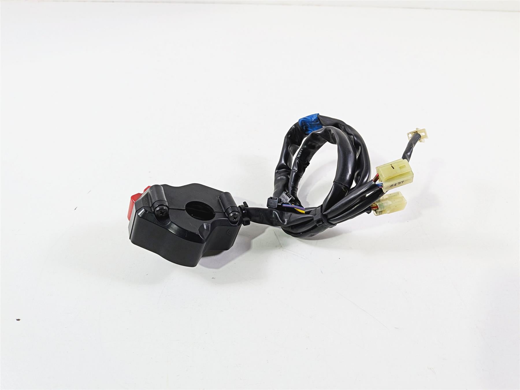 2016 Yamaha YZF R1 RN32 Right Menu Hand Control Switch 2CR-83963-00-00 {{ shop.shopifyCountryName }} - Mototech271
