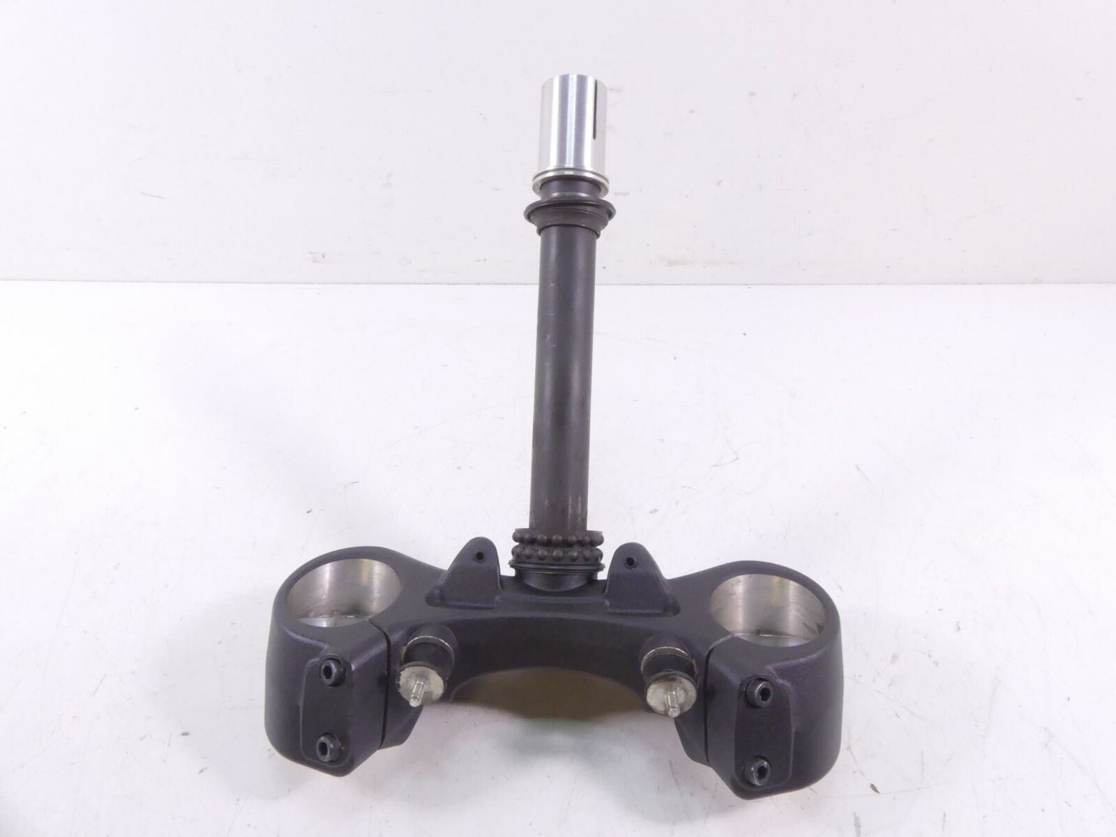 2015 Ducati Diavel Dark Lower Tiple Tree Steering Yoke 58mm 34220612B {{ shop.shopifyCountryName }} - Mototech271