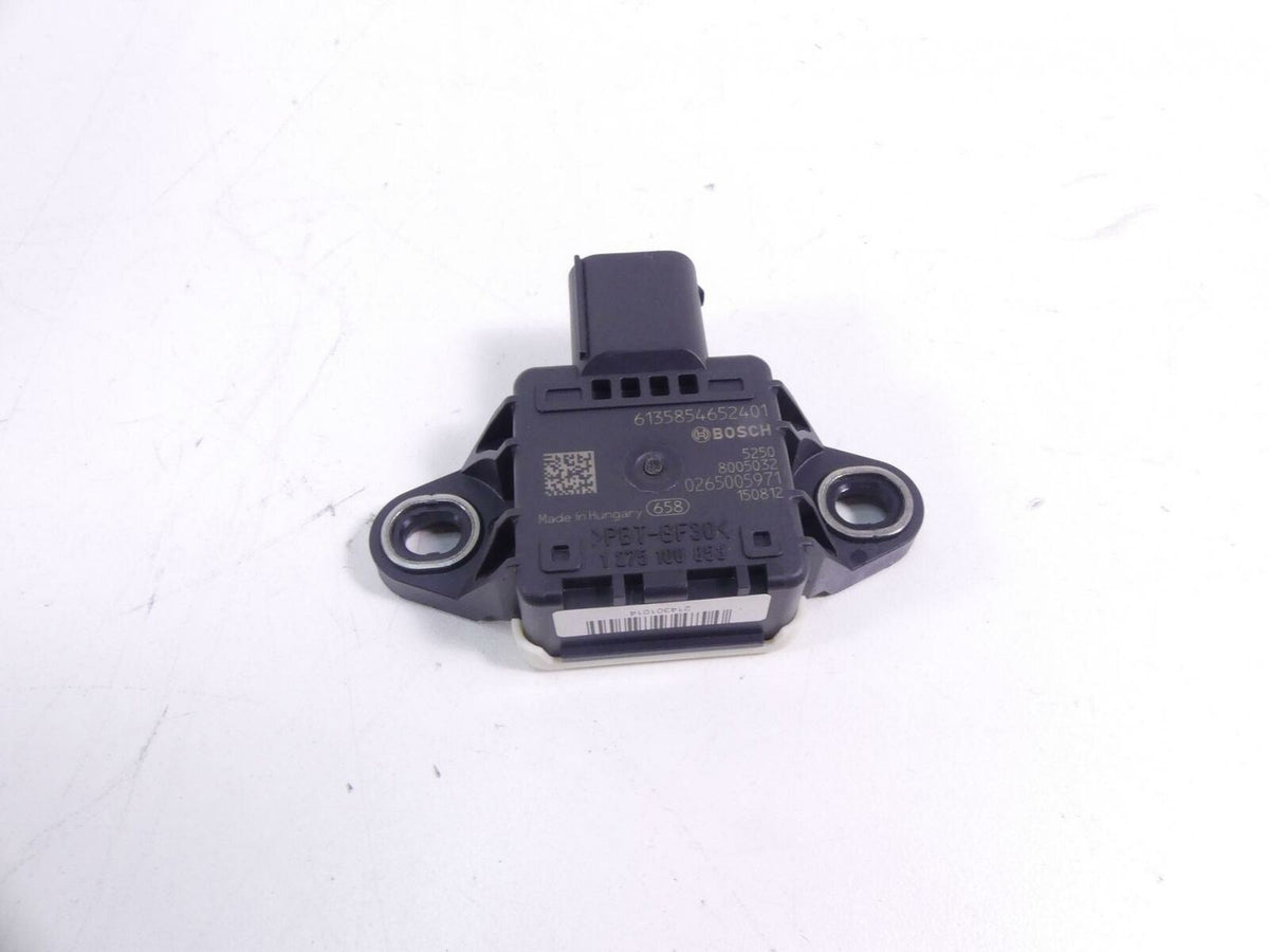 2016 BMW R1200R K53 Bosch Speed Sensor 61358546524 {{ shop.shopifyCountryName }} - Mototech271