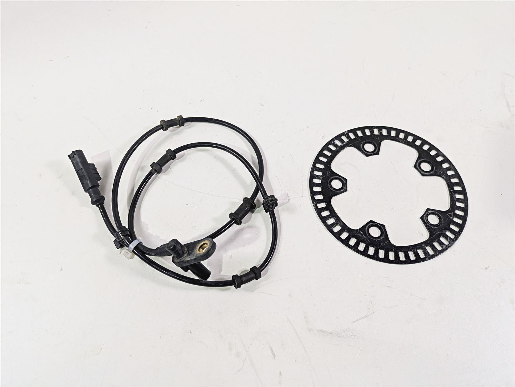 2016 Kawasaki ZX10R Ninja Front Abs Brake Wheel Speed Sensor 21176-0813
