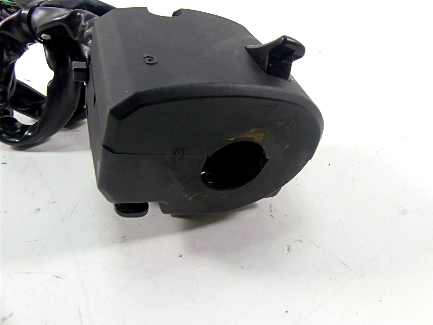 2017 Kawasaki ZX1400 ZX14R Ninja Left Control Switch Light Blinker 46091-0331 {{ shop.shopifyCountryName }} - Mototech271