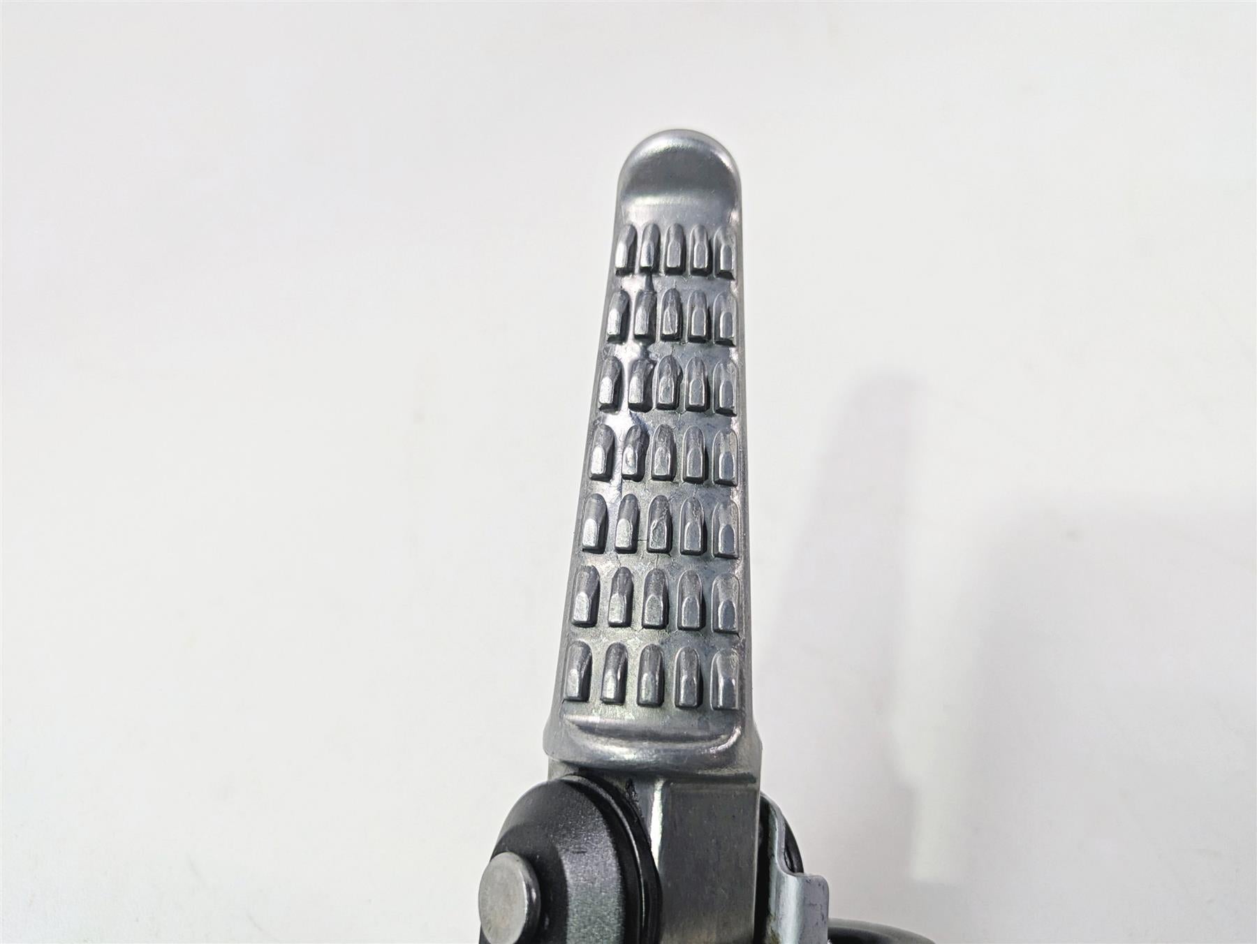2024 Kawasaki ZX6R ZX636 Ninja Passenger Footpeg Foot Peg Set 35063-0444-18R {{ shop.shopifyCountryName }} - Mototech271