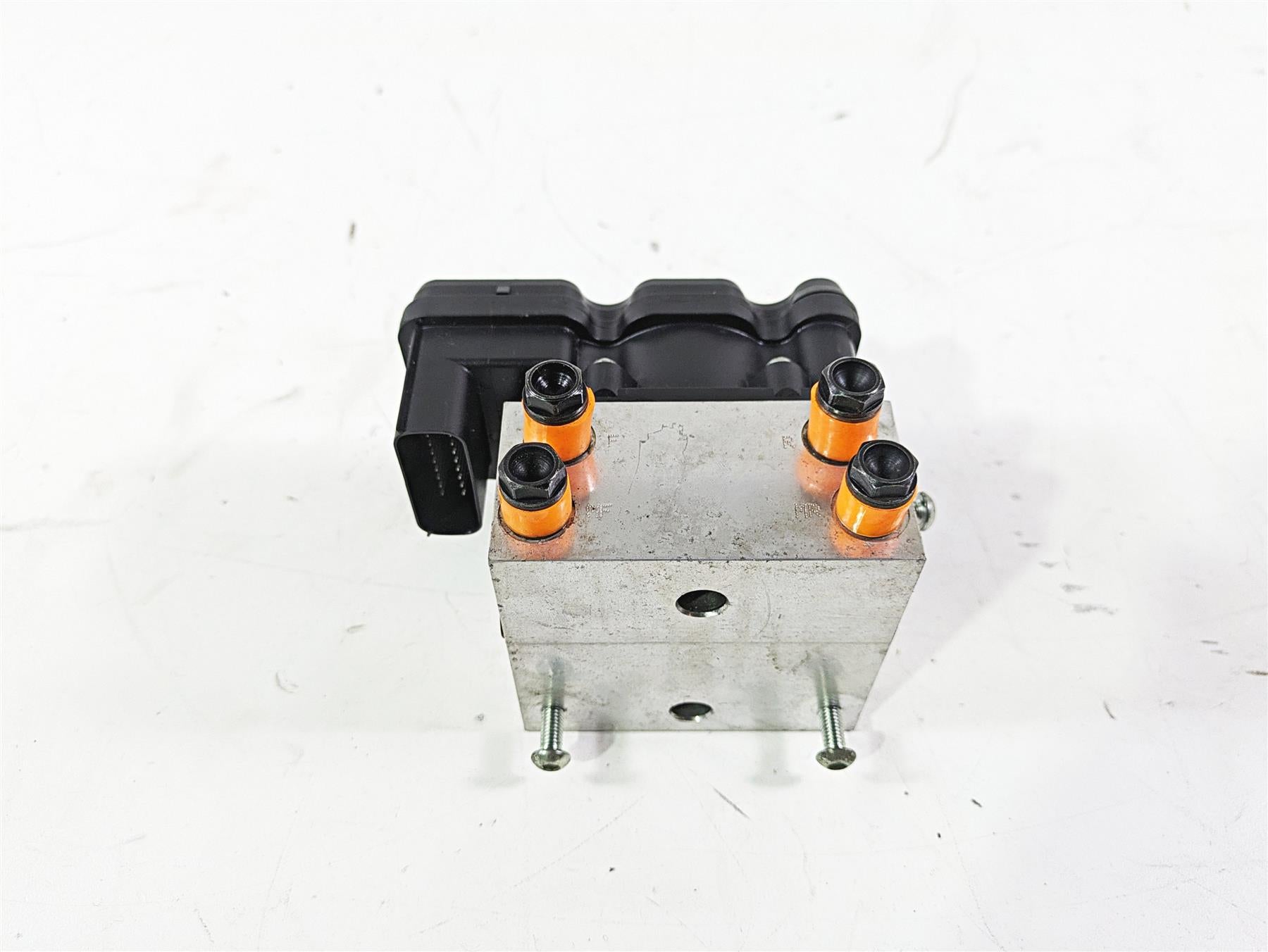 2008 Harley Touring FLHTCU E-Glide 105TH Abs Brake Pump Unit Module 40688-08 {{ shop.shopifyCountryName }} - Mototech271