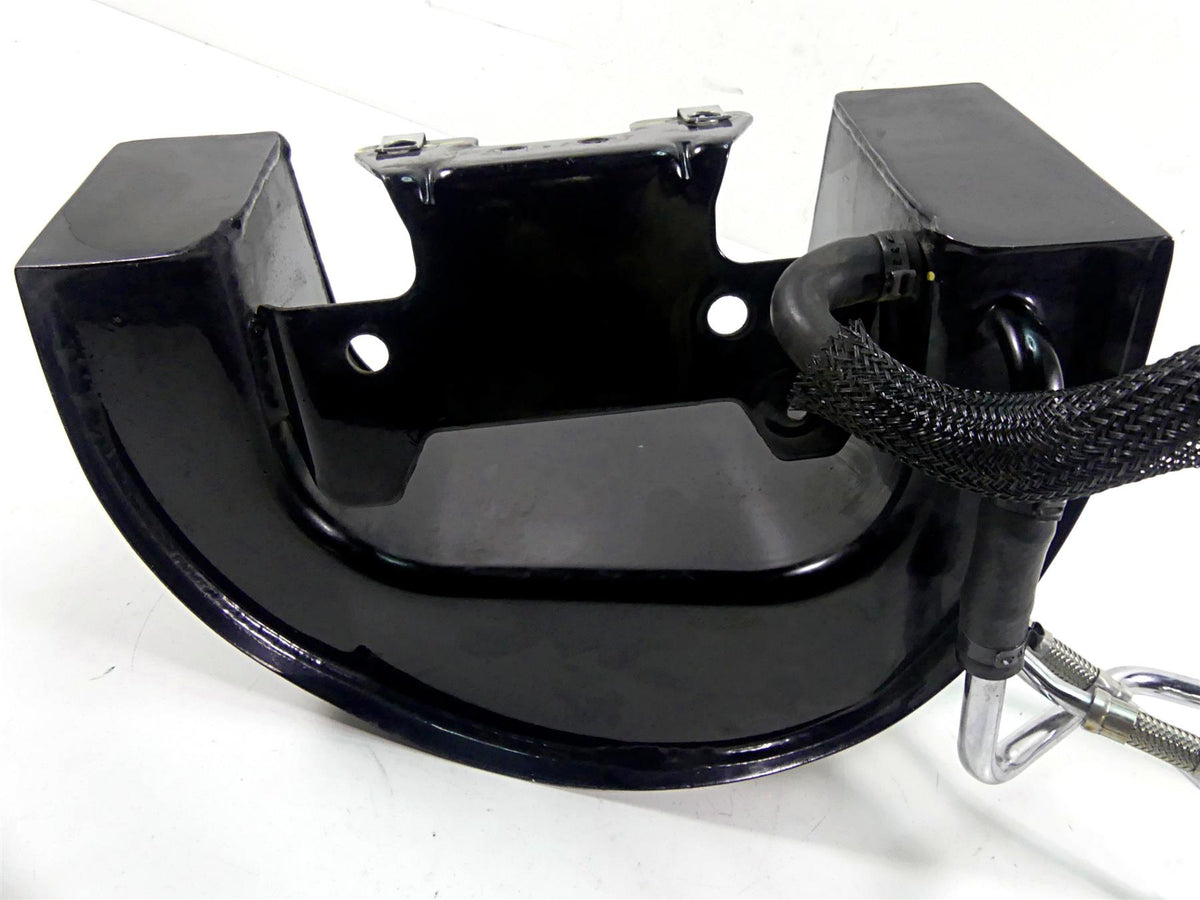 2016 Harley Softail FLS Slim Oil Tank Reservoir & Hoses Set 62492-01A {{ shop.shopifyCountryName }} - Mototech271
