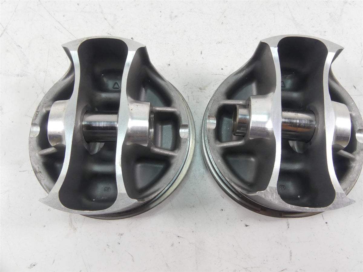 2020 Ducati Multistrada 1260 Enduro Cylinder Jug Piston Set 12022871BG 12022881B {{ shop.shopifyCountryName }} - Mototech271