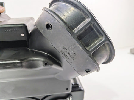 2024 Suzuki GSXR600 Air Box Cleaner Breather Filter 13720-14J01 {{ shop.shopifyCountryName }} - Mototech271