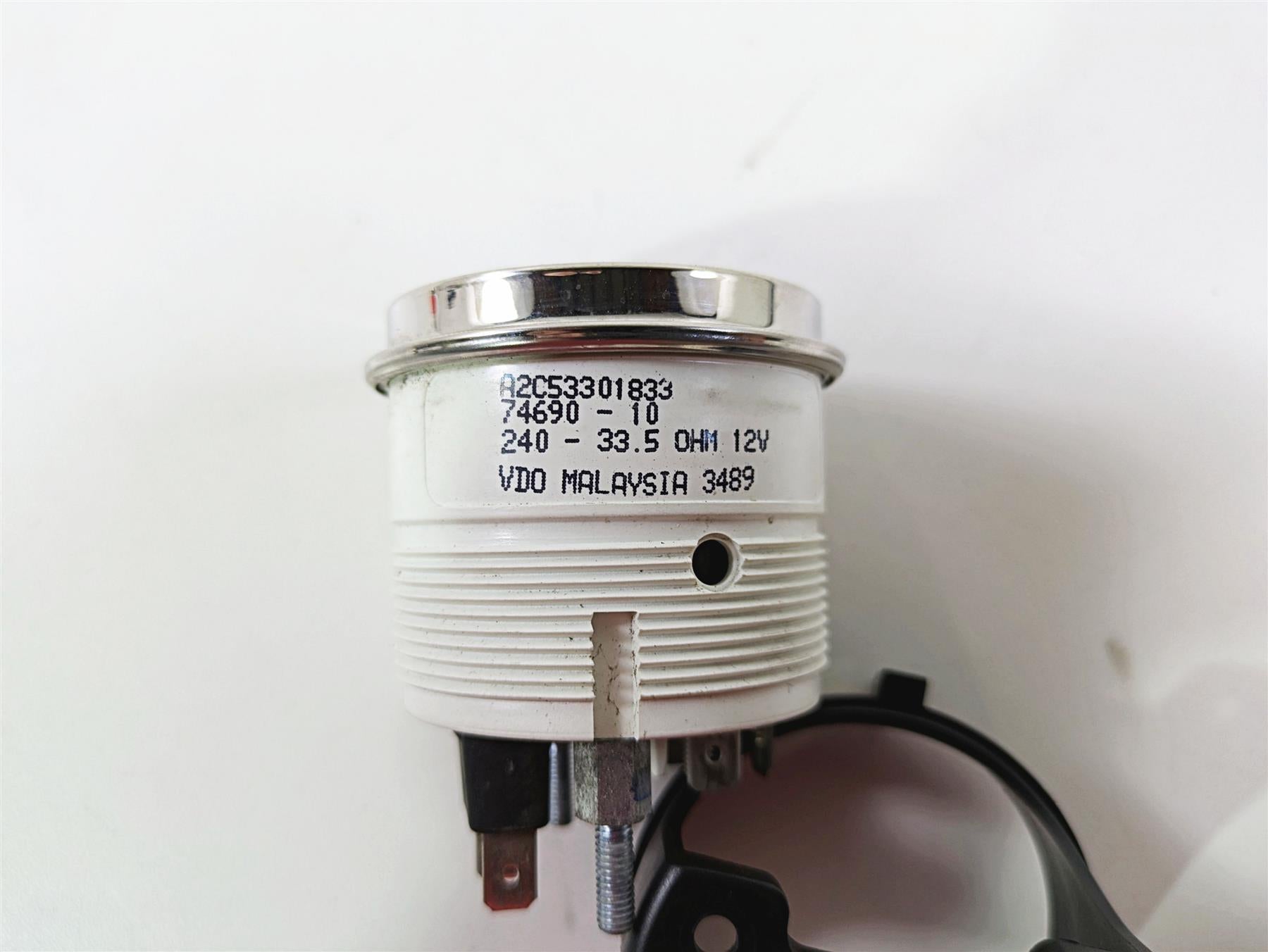 2010 Harley Touring FLHTK Electra Glide Oil Pressure Gauge 74690-10 {{ shop.shopifyCountryName }} - Mototech271