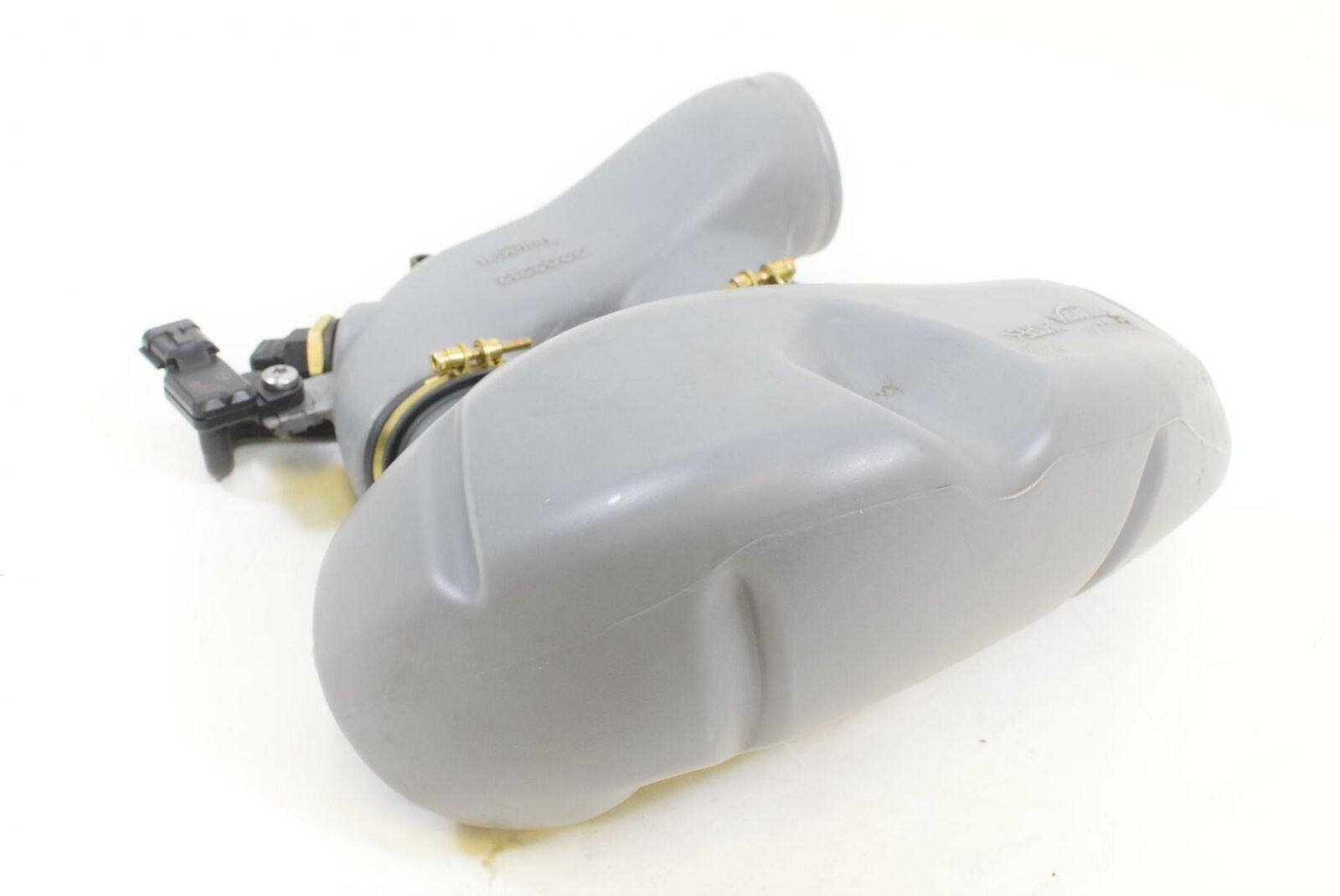 2015 Triumph Rocket III Touring ABS Side Air Filter Cleaner With Tube T2202250 {{ shop.shopifyCountryName }} - Mototech271