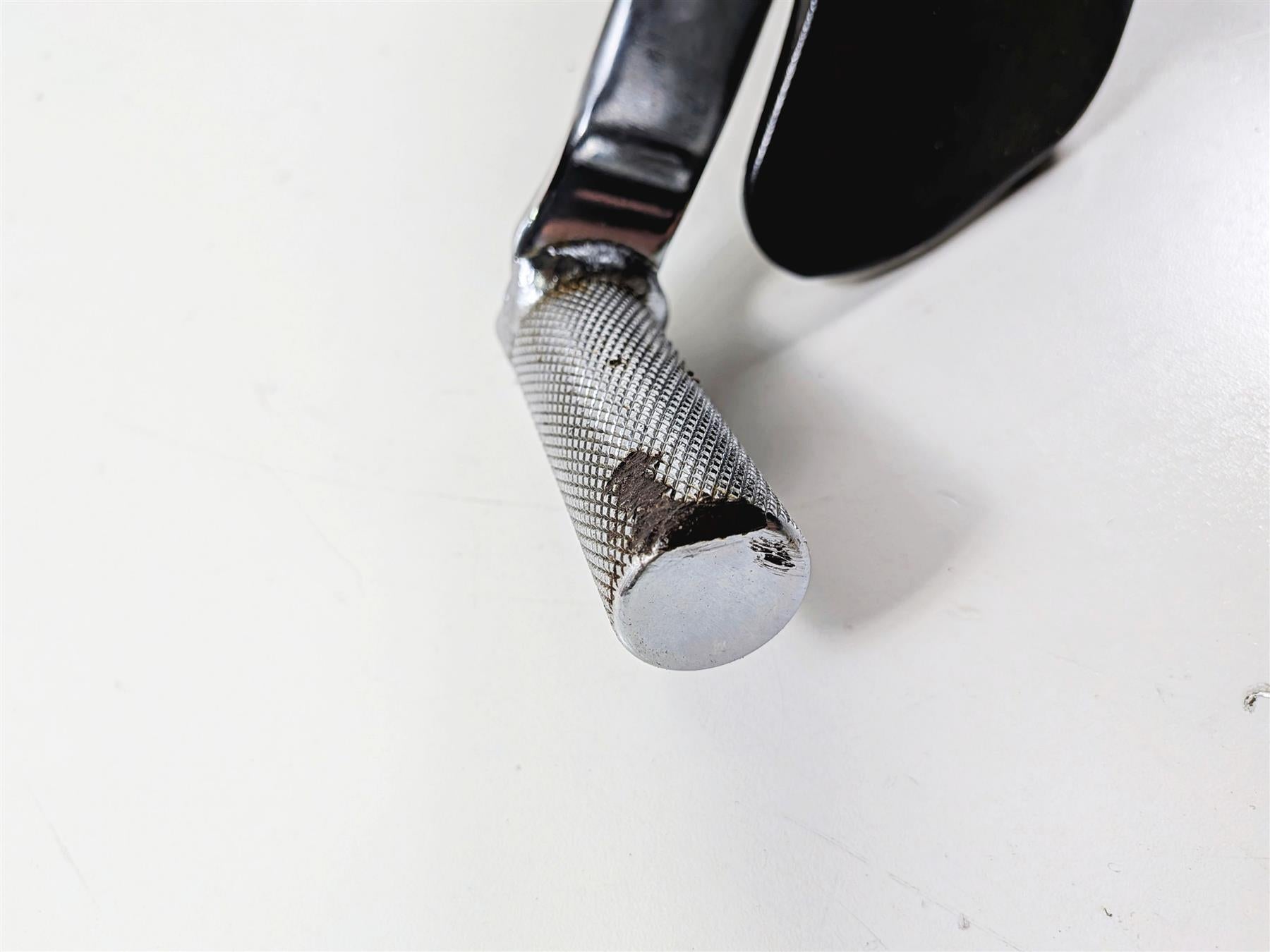 2014 Suzuki M109R VZR1800 Boulevard Right Front Footpeg Brake Pedal 43511-48G10 {{ shop.shopifyCountryName }} - Mototech271