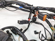 Load image into Gallery viewer, 2005 Harley Touring FLHTCUI Electra Glide Main Wiring Harness Loom 70985-05 | Mototech271
