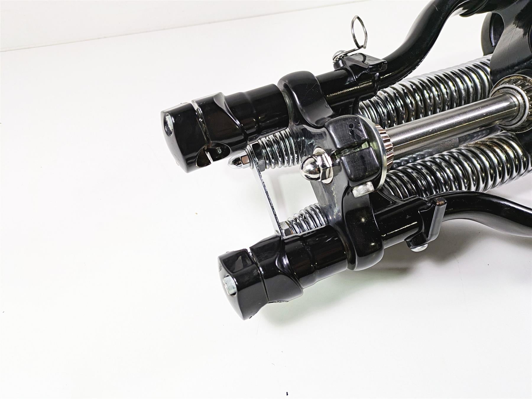 2009 Harley FLSTSB Cross Bones Straight Springer Front End Fork Set 46173-05 {{ shop.shopifyCountryName }} - Mototech271