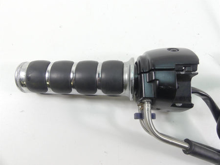 2006 Harley VRSCD Night Rod Right Hand Control Switch + Throttle Grips 71684-06A {{ shop.shopifyCountryName }} - Mototech271