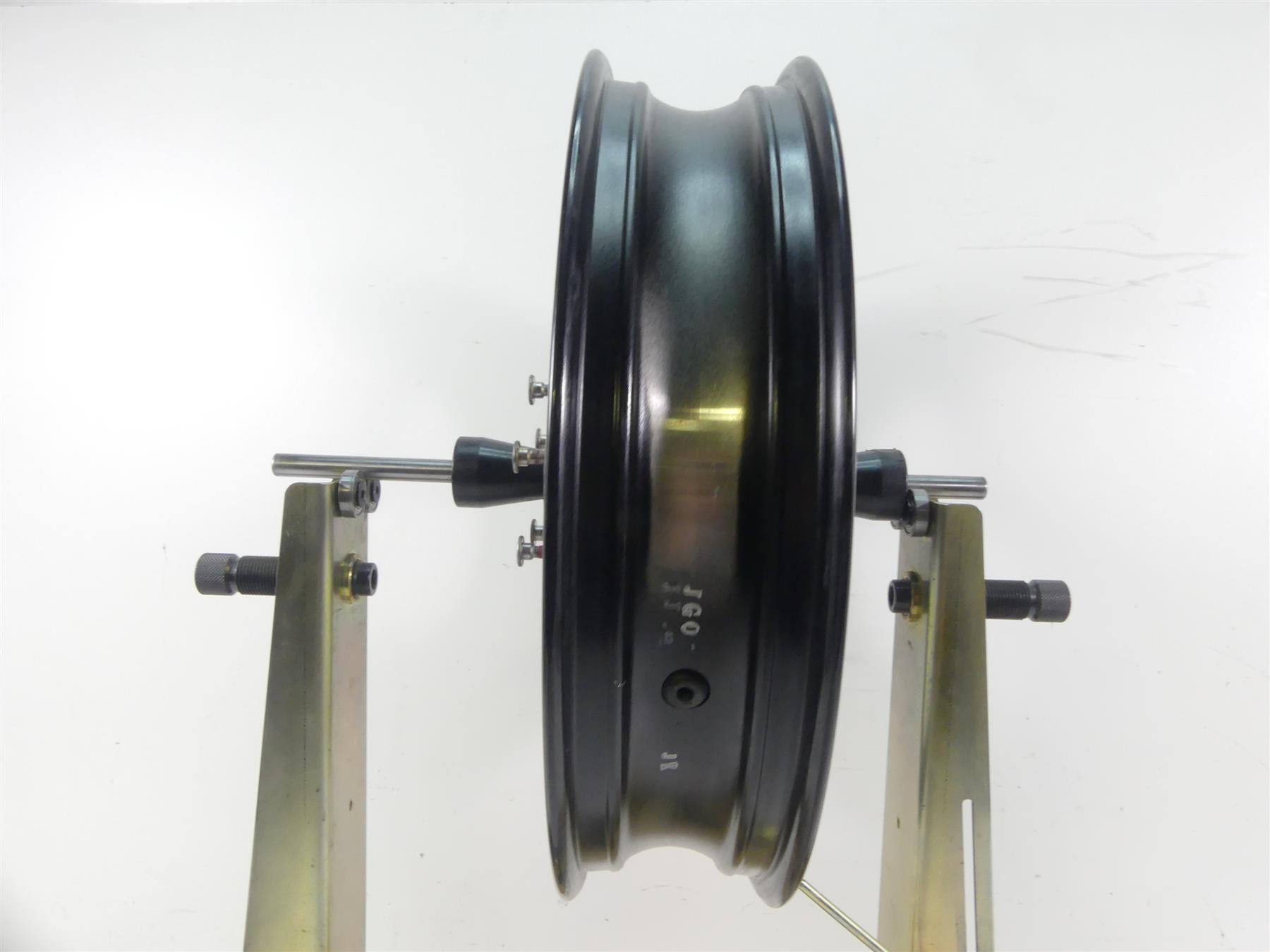 2019 Kawasaki ZX1400 ZX-14R Ninja Straight Front Wheel Rim 17x3.5 41073-0573 {{ shop.shopifyCountryName }} - Mototech271