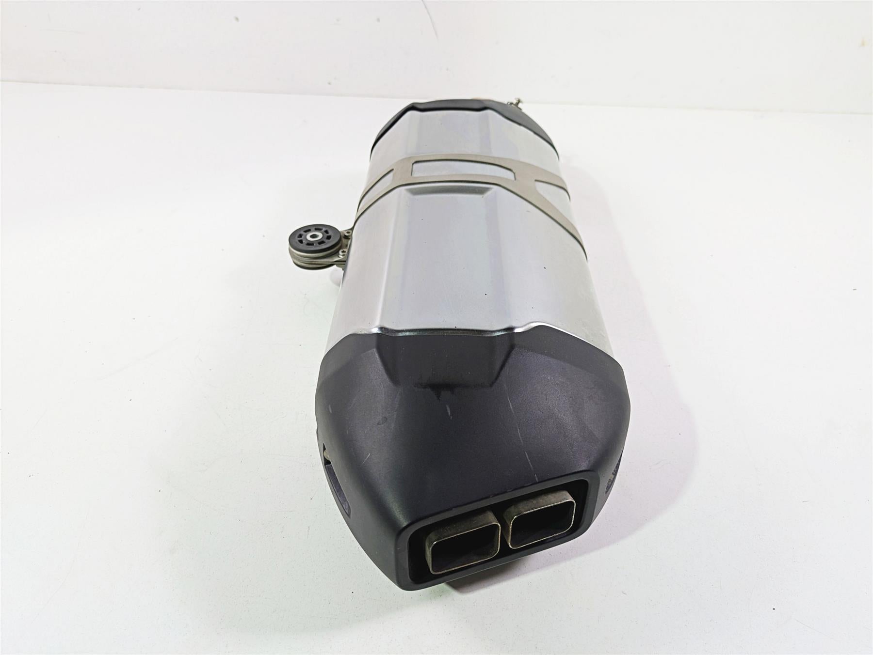 2017 BMW R1200 GS K50 Stock Exhaust Pipe Muffler 18518525082 8530582 {{ shop.shopifyCountryName }} - Mototech271