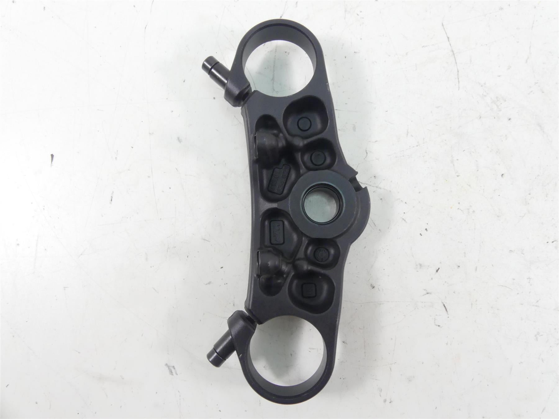 2015 KTM 1290R Super Duke Upper Triple Tree Steering Clamp 6130103402933S {{ shop.shopifyCountryName }} - Mototech271