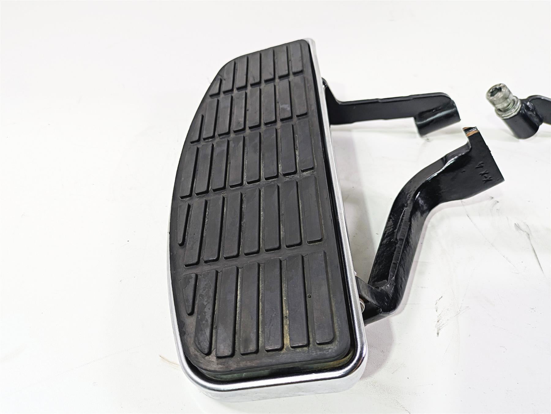 1999 Harley Touring FLHTCUI E-Glide Front Rider Floor Board Set 50621-79A {{ shop.shopifyCountryName }} - Mototech271