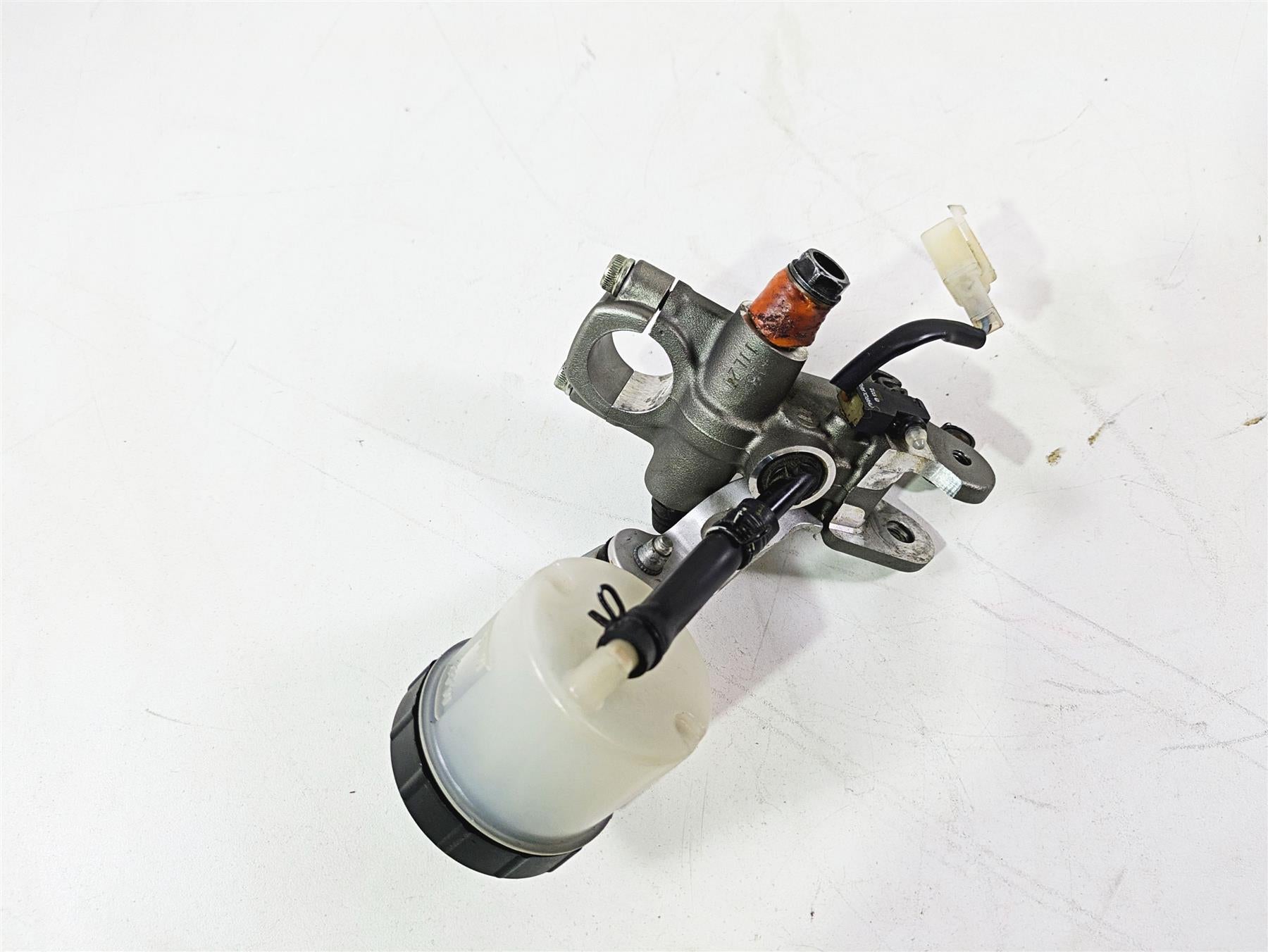 2012 Mv Agusta F4 RR Brembo Front Radial Brake Master Cylinder 8000B4911 {{ shop.shopifyCountryName }} - Mototech271
