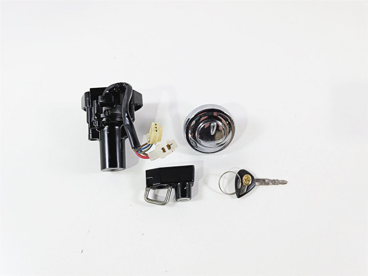 2006 Yamaha XVZ1300 Royal Star Ignition Switch Key Gas Cap Lock Set 1D6-82501-00-00 {{ shop.shopifyCountryName }} - Mototech271