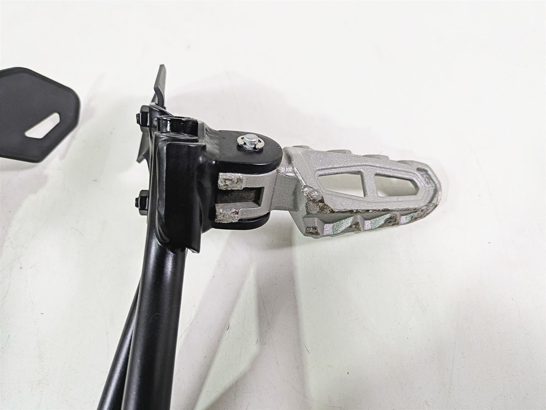 2022 Ducati Scrambler Desert Sled Rear Passenger Footpeg Set 46510752BA {{ shop.shopifyCountryName }} - Mototech271
