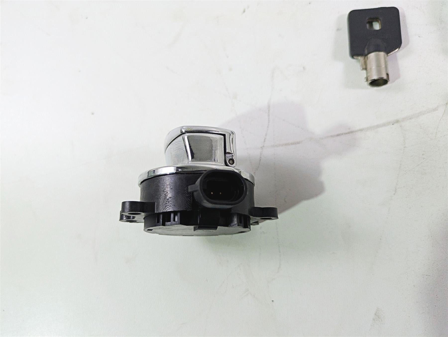 2017 Harley Softail Heritage Classic FLSTC Ignition Switch Key Lock Set 71400076 {{ shop.shopifyCountryName }} - Mototech271