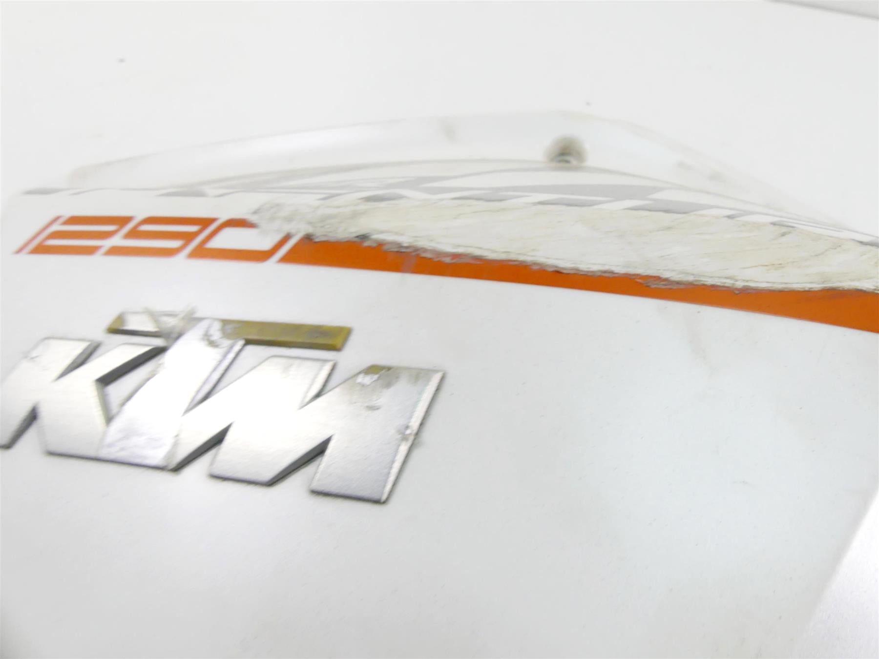 2015 KTM 1290 Adventure Left Tank Cover Fairing Set -Rash 60408050000 {{ shop.shopifyCountryName }} - Mototech271