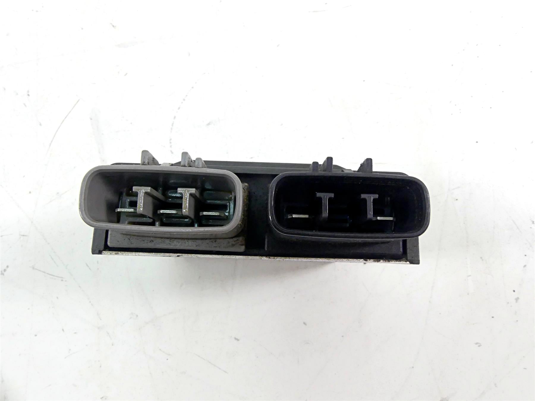 2016 BMW R1200GS Adv K51 Rectifier Voltage Regulator FH020AA 12318523367 {{ shop.shopifyCountryName }} - Mototech271