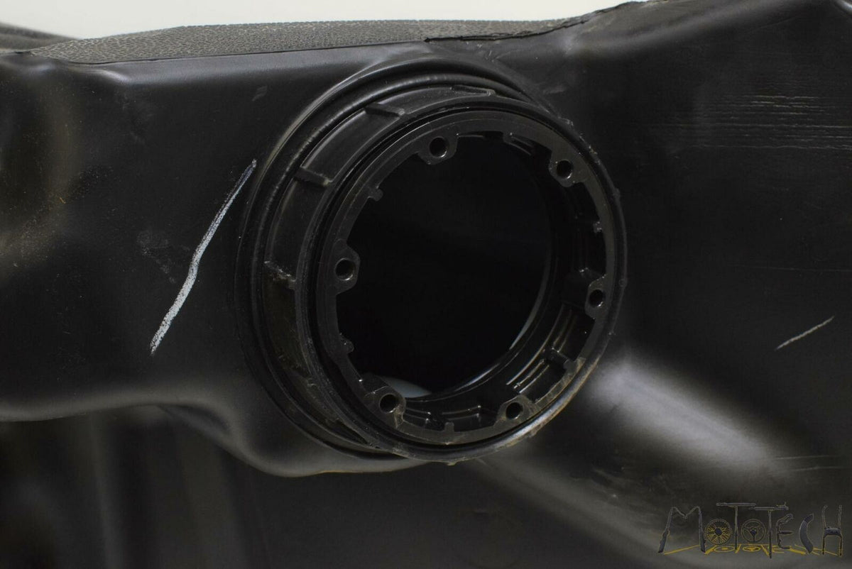 2013 Ski-Doo Summit SP 800R ETEC Fuel Gas Petrol Tank Reservoir 513033667 {{ shop.shopifyCountryName }} - Mototech271