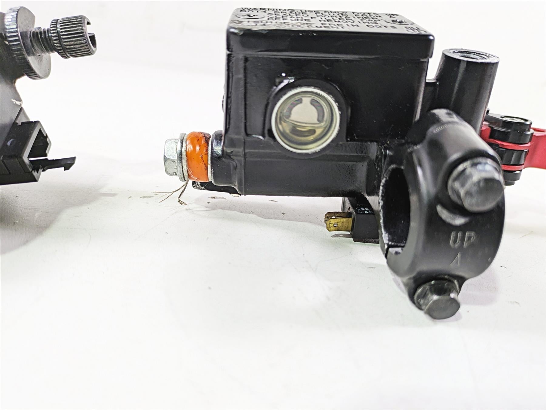 2021 Kawasaki Z125 Pro Front Brake Master Cylinder & Clutch Perch 43015-0680 {{ shop.shopifyCountryName }} - Mototech271