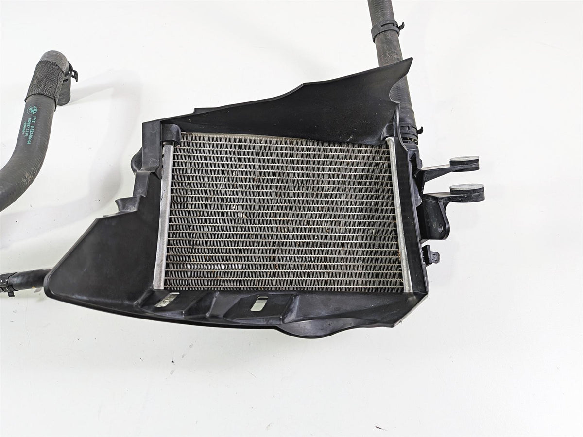 2016 BMW R1200 GS K50 Left Radiator + Thermostat & Cover 17118546408 {{ shop.shopifyCountryName }} - Mototech271