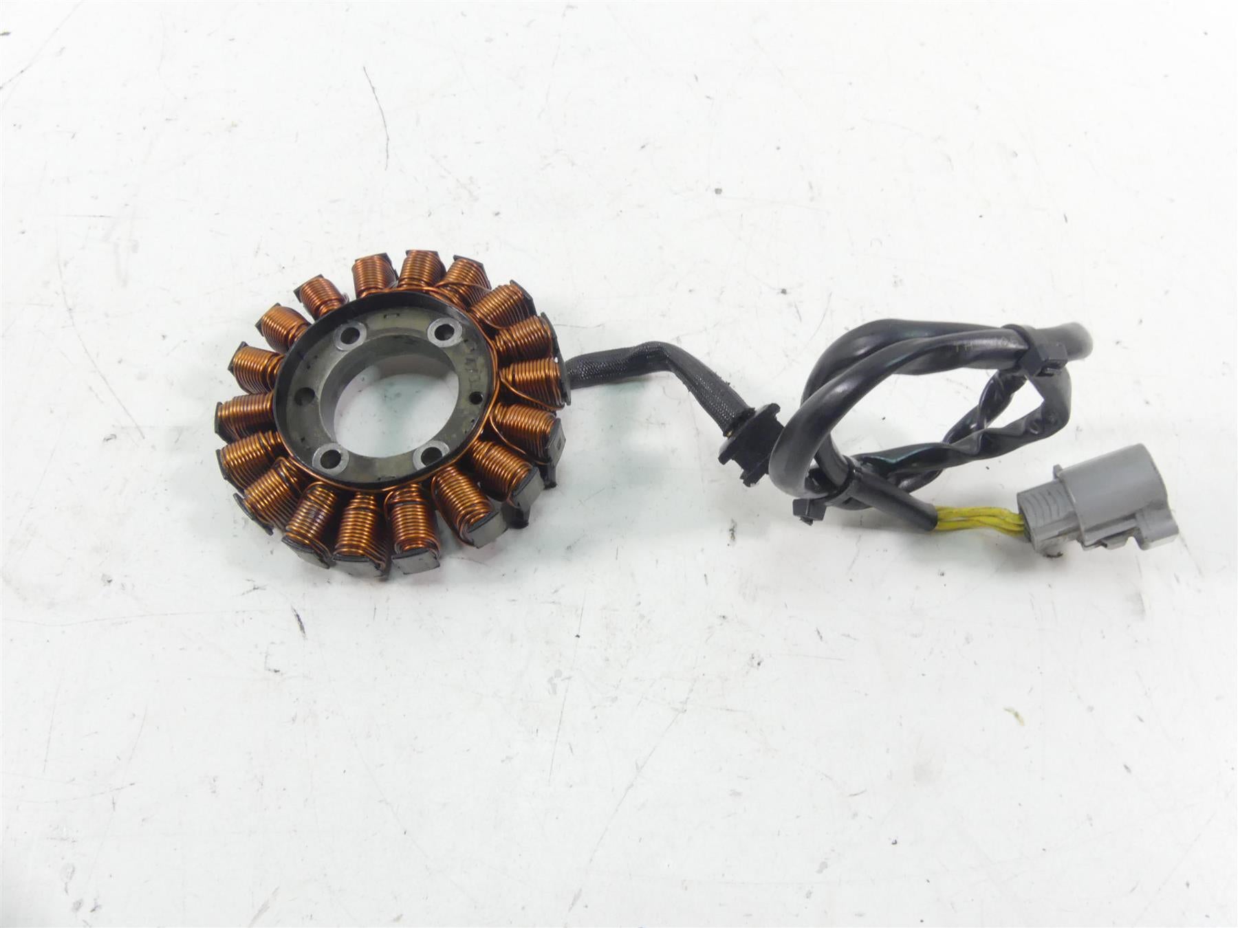 2015 KTM 1290R Super Duke Stator Alternator Generator Magneto 60339004000 {{ shop.shopifyCountryName }} - Mototech271
