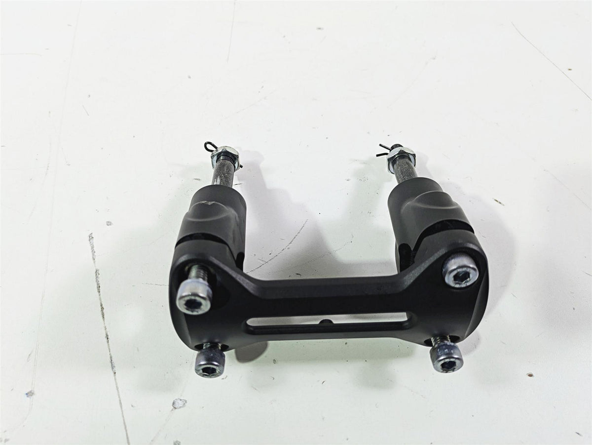 2022 Kawasaki ZR900RS Cafe Handlebar Riser Holder Mount Set 46012-0382-18R {{ shop.shopifyCountryName }} - Mototech271