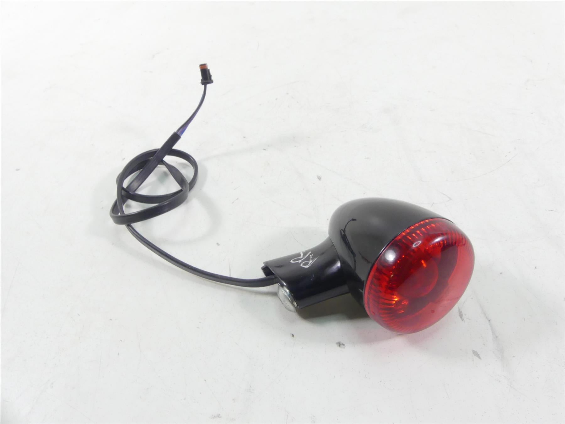 2019 Harley Softail FXBB Street Bob Rear Right Taillight Turn Signal 67800965