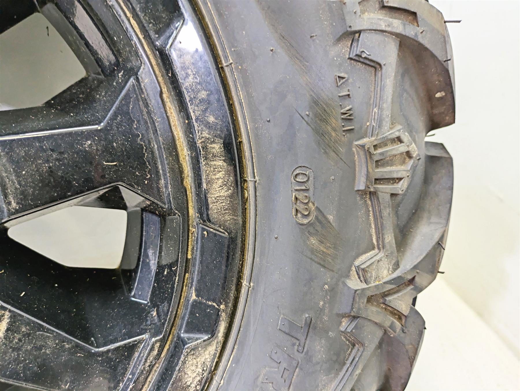 2022 Can-Am Defender XMR HD10 Front Rear Wheel Tire 14x7 14x8.5 Set 705402338 {{ shop.shopifyCountryName }} - Mototech271