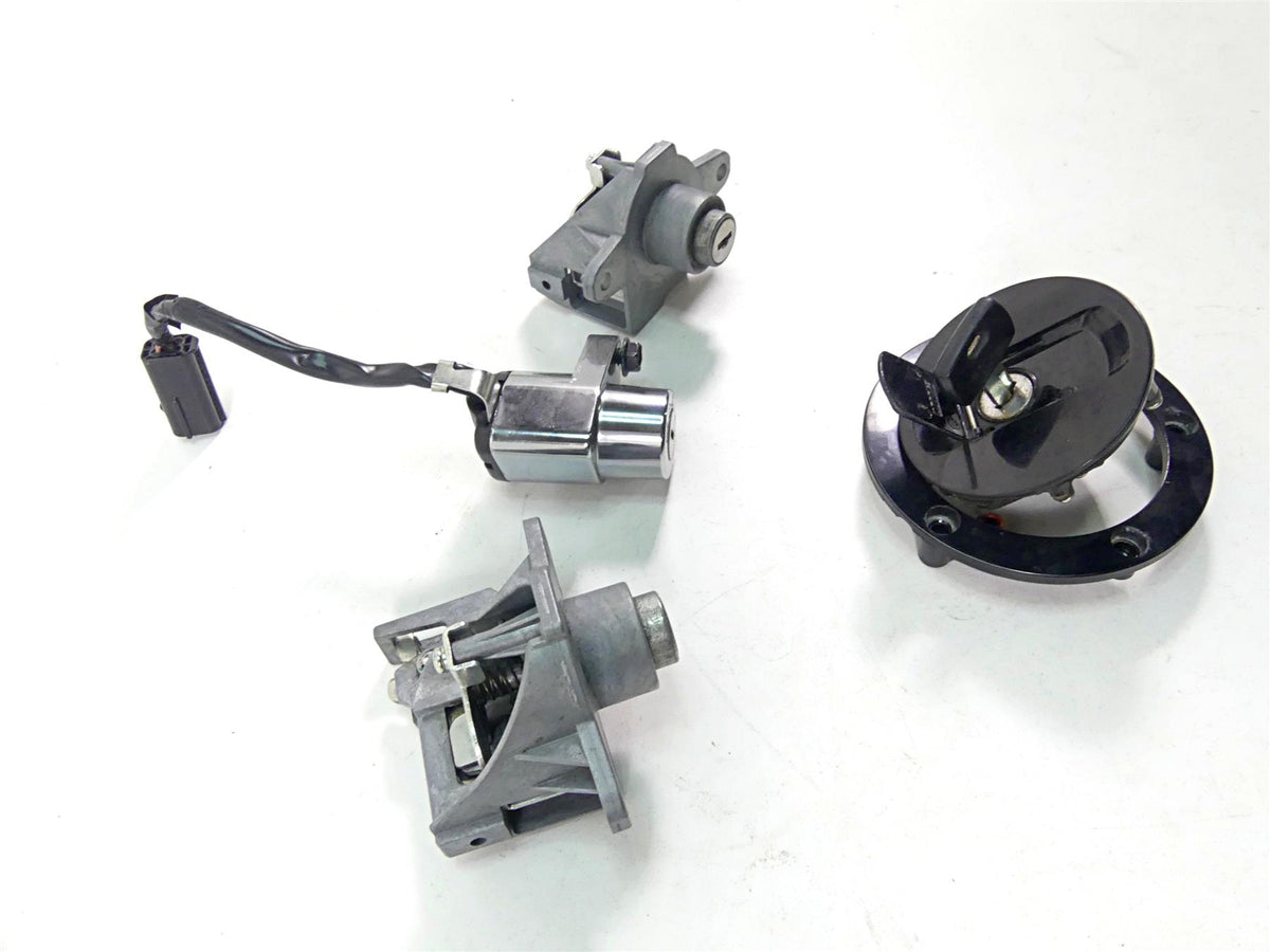 2011 Victory Cross Country Ignition Switch Key Lock Tank Cap Set 4012944 4012943 {{ shop.shopifyCountryName }} - Mototech271