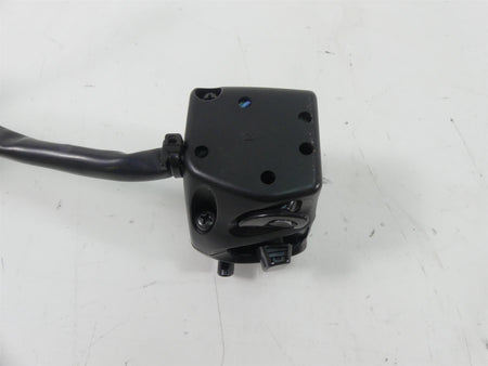 2013 Yamaha VMX17 V-Max 1700 Left Blinker Lights Control Switch 2S3-83972-00-00 {{ shop.shopifyCountryName }} - Mototech271