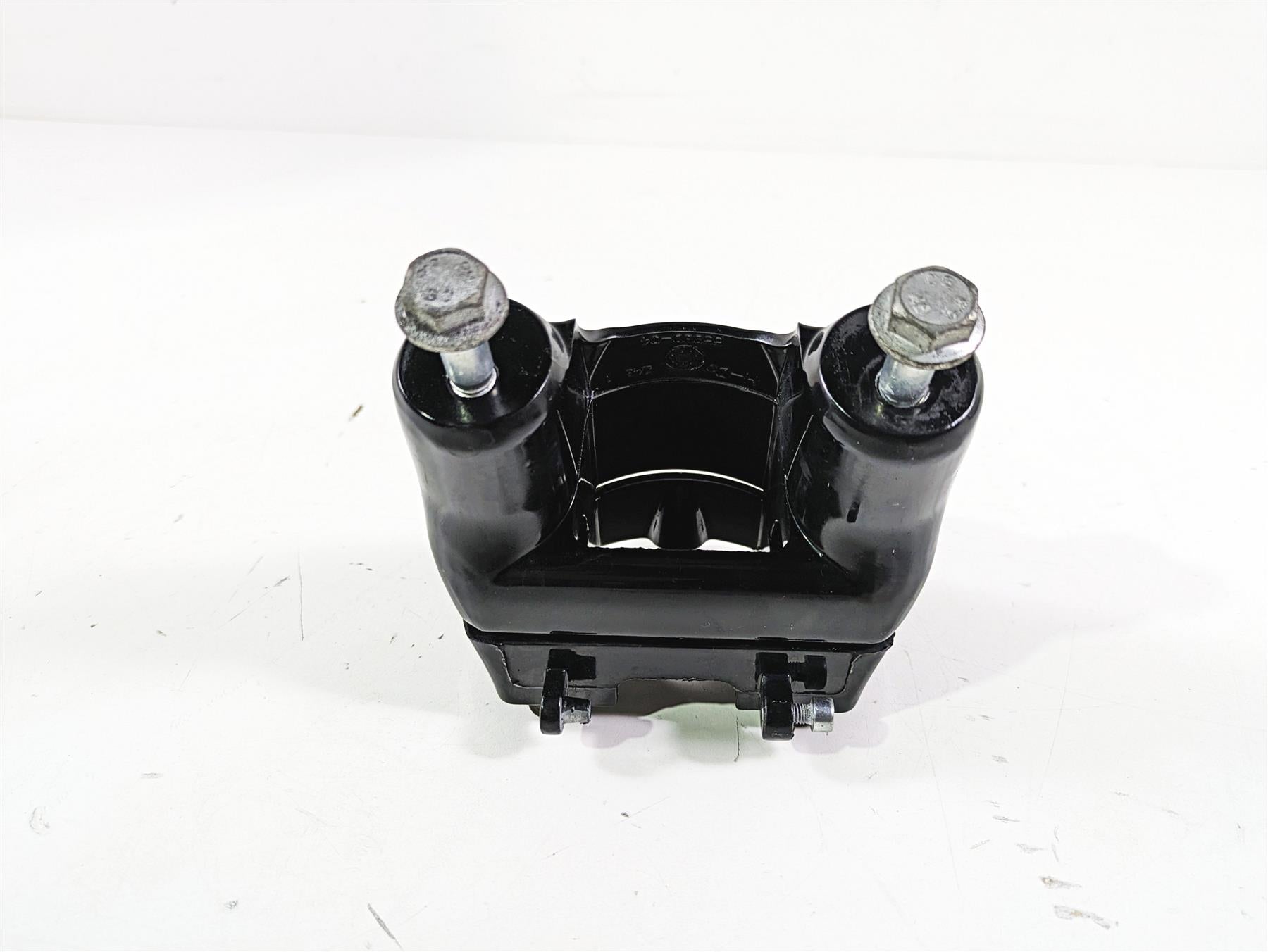 2013 Harley VRSCDX Night Rod Sp Handlebar Riser Holder Set 55989-04 56284-06 {{ shop.shopifyCountryName }} - Mototech271
