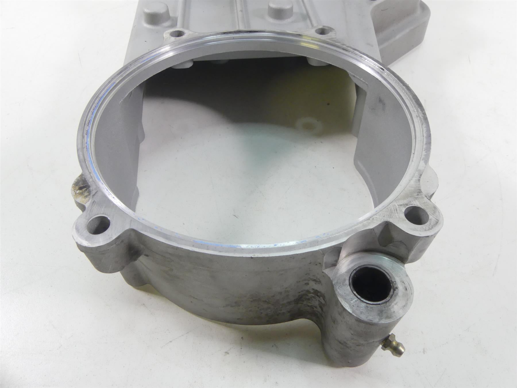 2004 Harley FLHTC SE CVO Electra Glide Inner Primary Drive Clutch Cover 60677-01 {{ shop.shopifyCountryName }} - Mototech271
