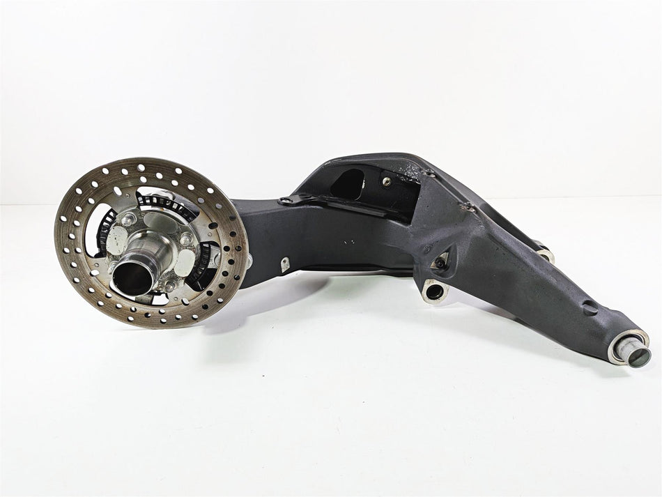 2018 Ducati Panigale V4 S Swingarm Swing Arm & Rear Axle 37022191CA 819Z0021A-Mototech271