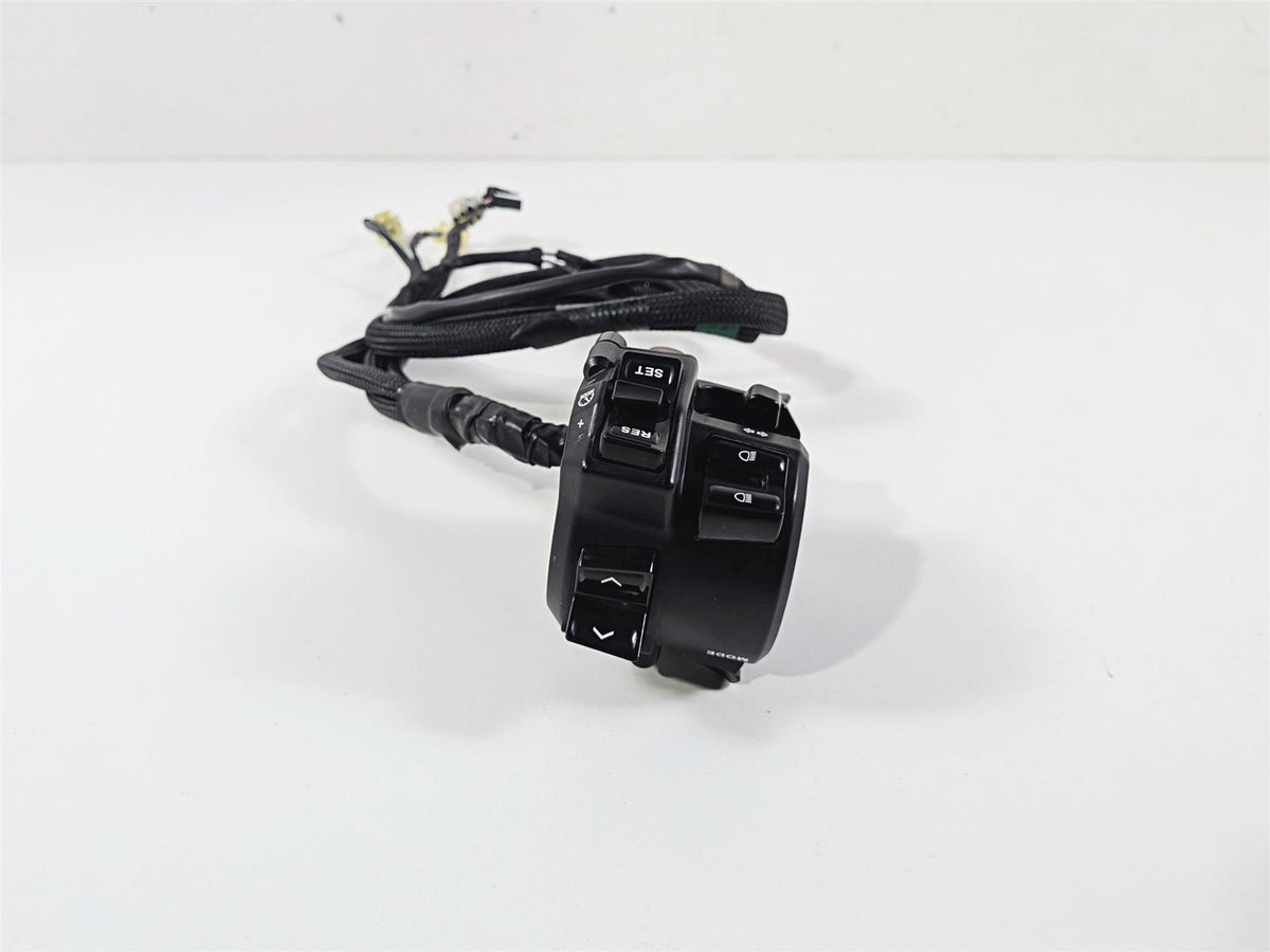 2023 Yamaha MT10 MTN1000 Left Hand Control Switch Cruise BGG-83954-00-00 {{ shop.shopifyCountryName }} - Mototech271