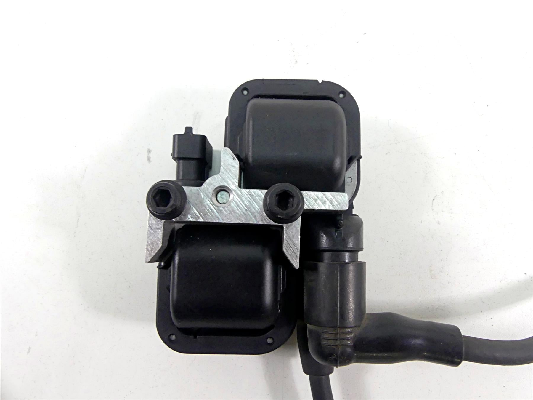 2011 Victory Cross Country Ignition Coil + Wires & Plugs Set 4010425 2876049 {{ shop.shopifyCountryName }} - Mototech271