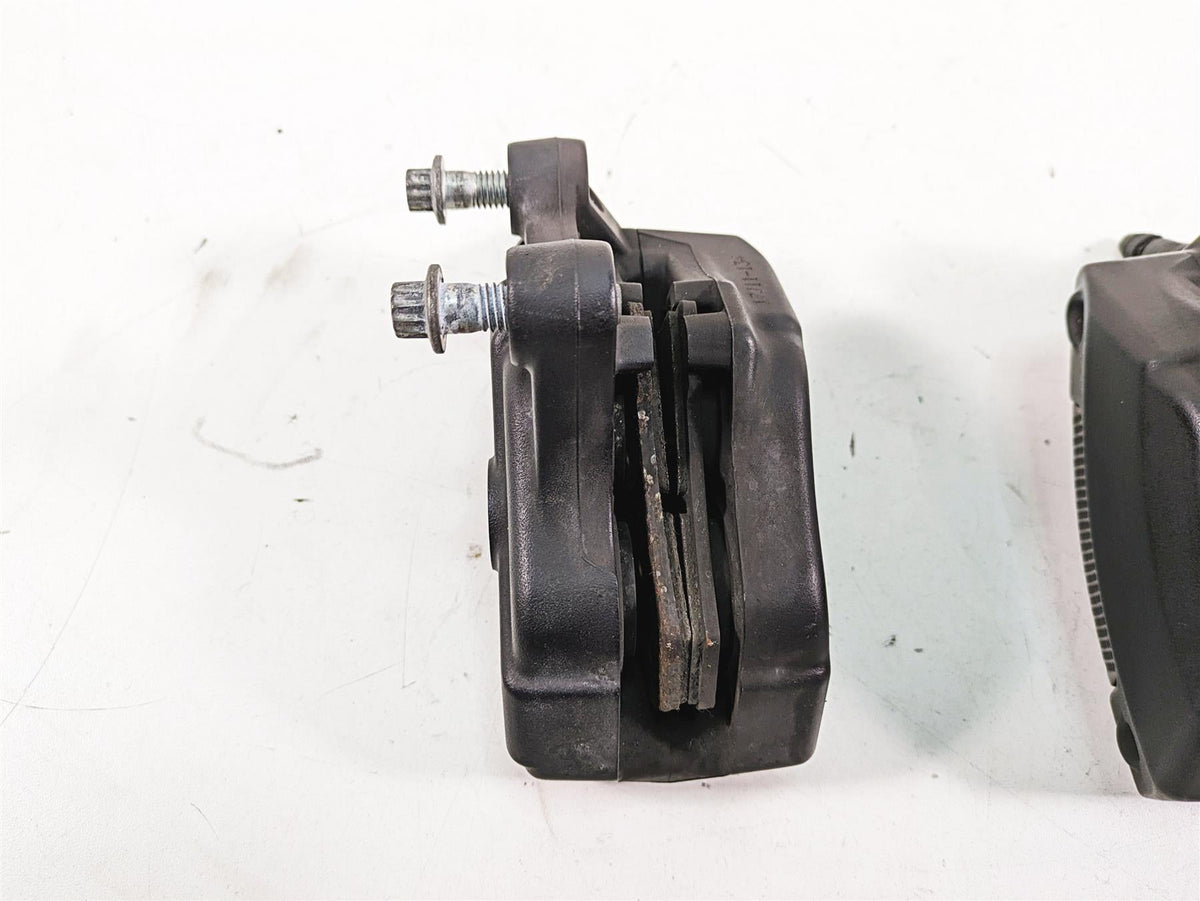 2018 Harley Touring FLHXSE CVO Street Glide Front Brake Caliper Set 41300209 {{ shop.shopifyCountryName }} - Mototech271